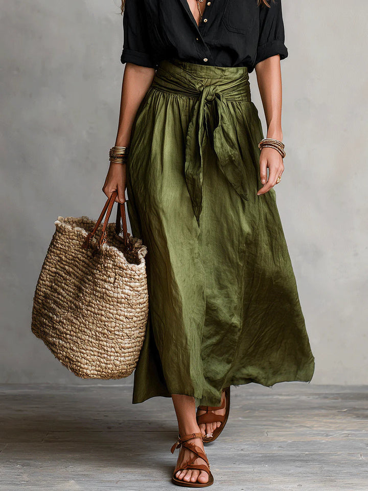 Alesia™ | Conjunto Elegante Blusa Negra & Falda Midi Oliva