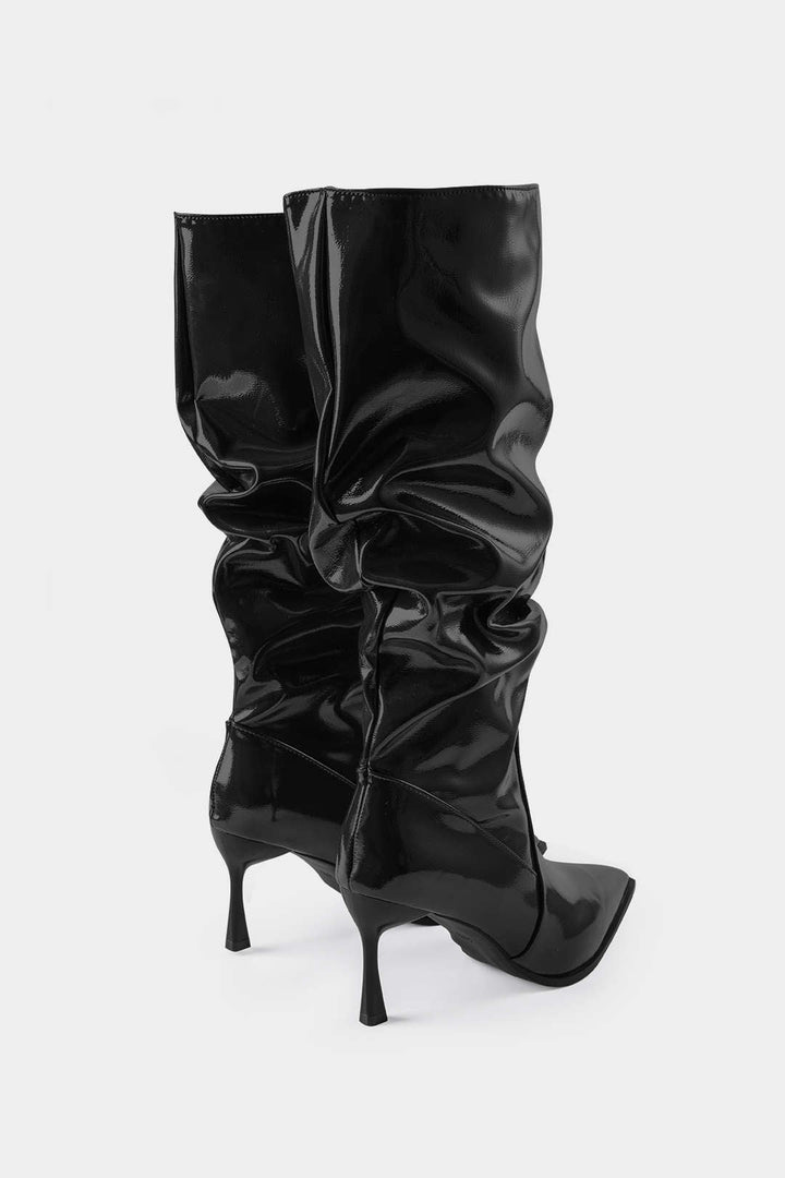 Botas de Cuero Sintético con Pliegues y Punta Afila