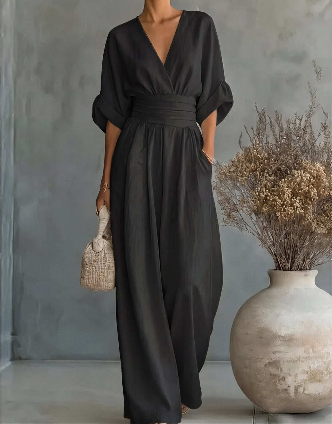 Elena™ | Mono Elegante de Escote en V
