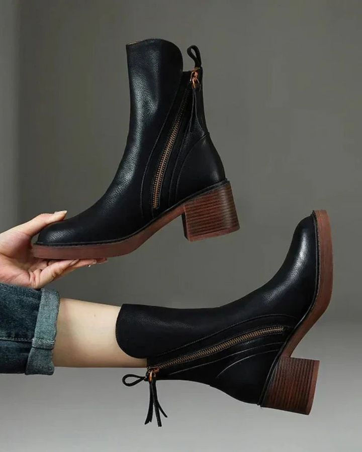 Valorine Bota de Cuero Negra con Tacón Cómodo