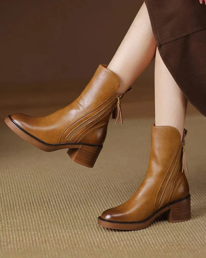 Valorine Bota de Cuero Negra con Tacón Cómodo