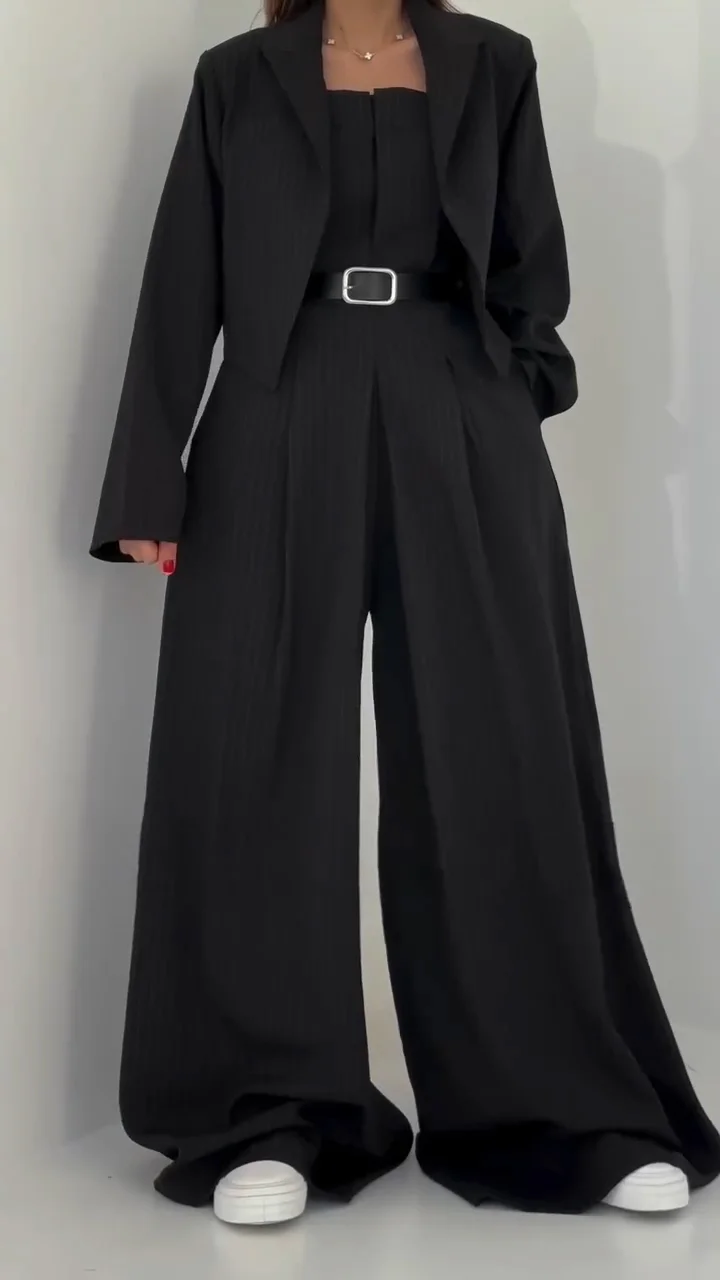 Julia Traje para Mujer - Chaqueta Oversize + Mono Bustier