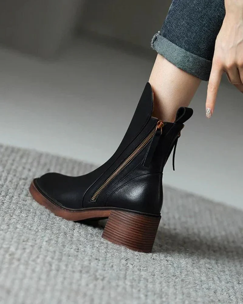Valorine Bota de Cuero Negra con Tacón Cómodo