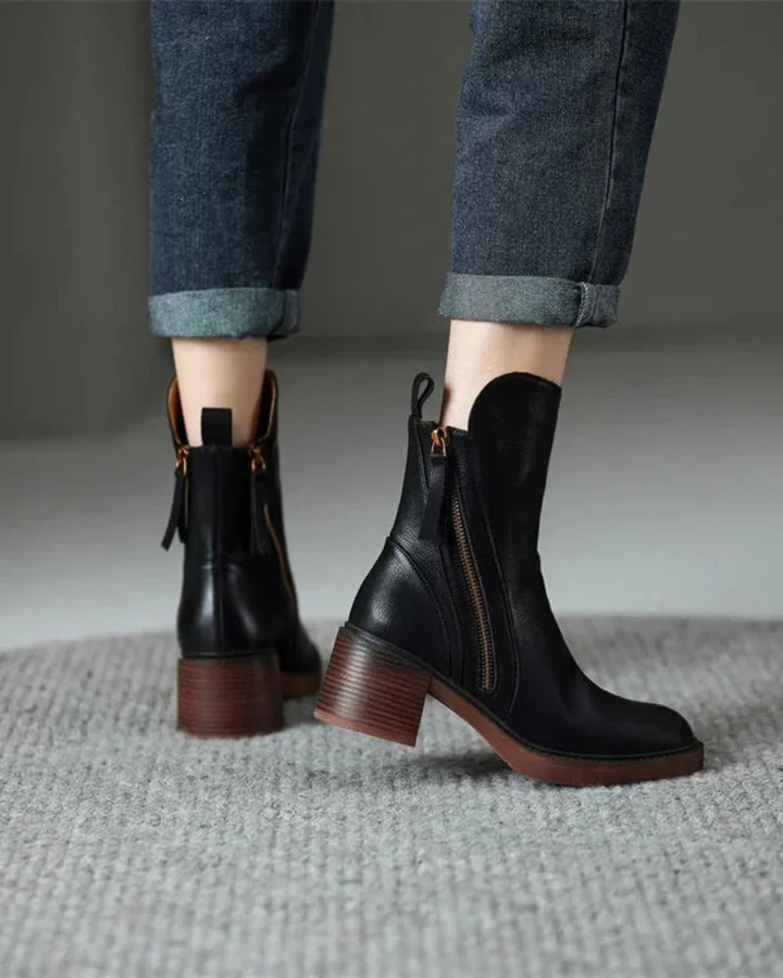 Valorine Bota de Cuero Negra con Tacón Cómodo